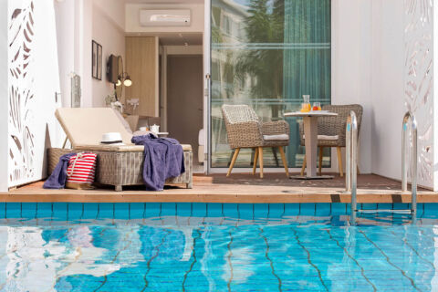 Pool Sofianna Swim up room