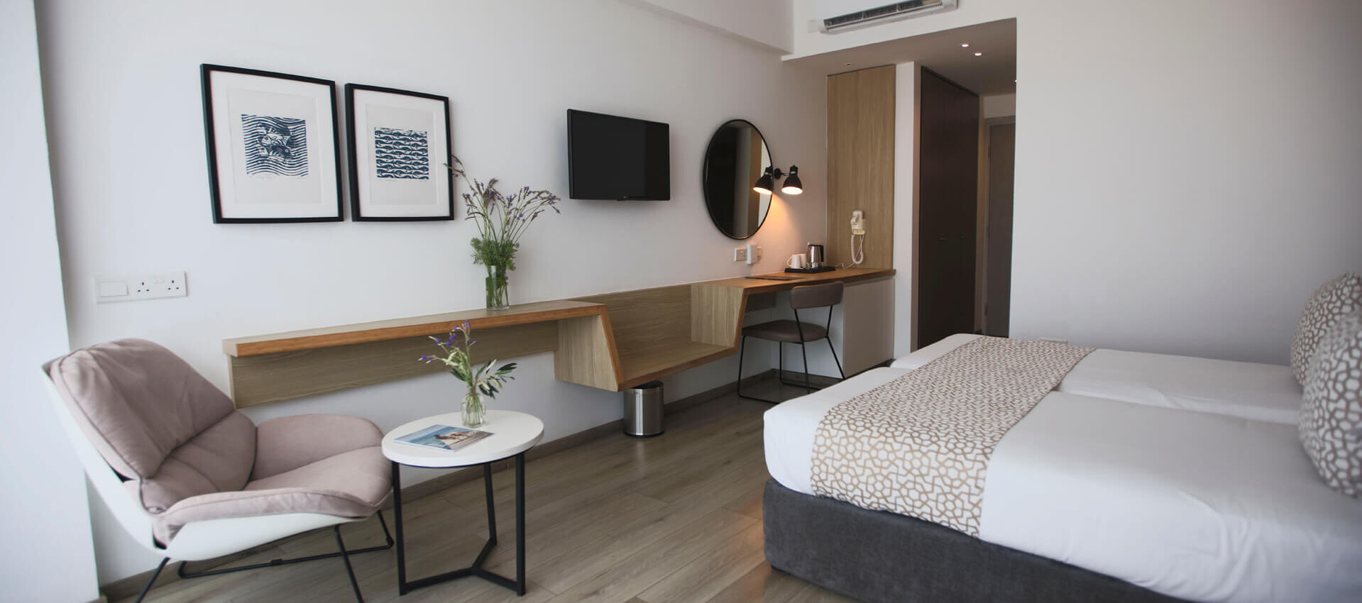 Sofianna Resort twin room bedroom