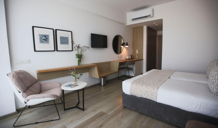 Sofianna Resort twin room bedroom