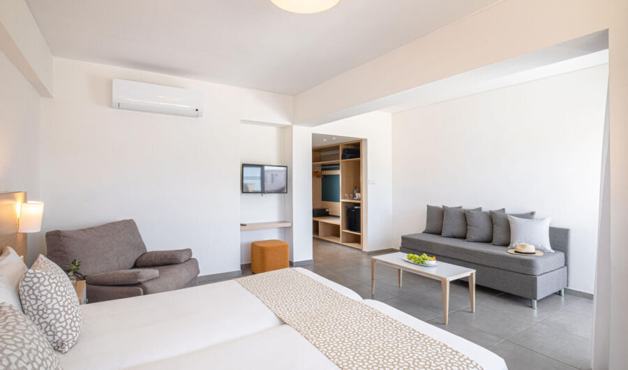 Sofianna Superior Bed