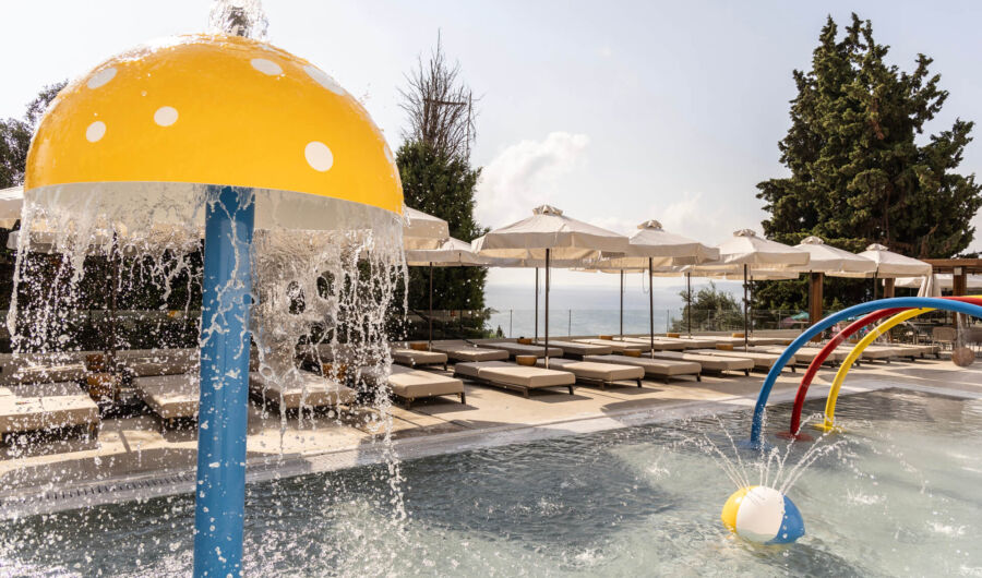 Valmar Corfu Waterpark with sunbeds and sea view