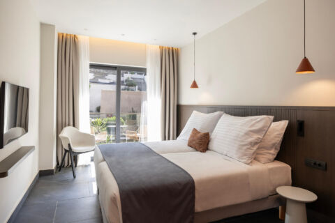 Room with double bed at Valmar Corfu