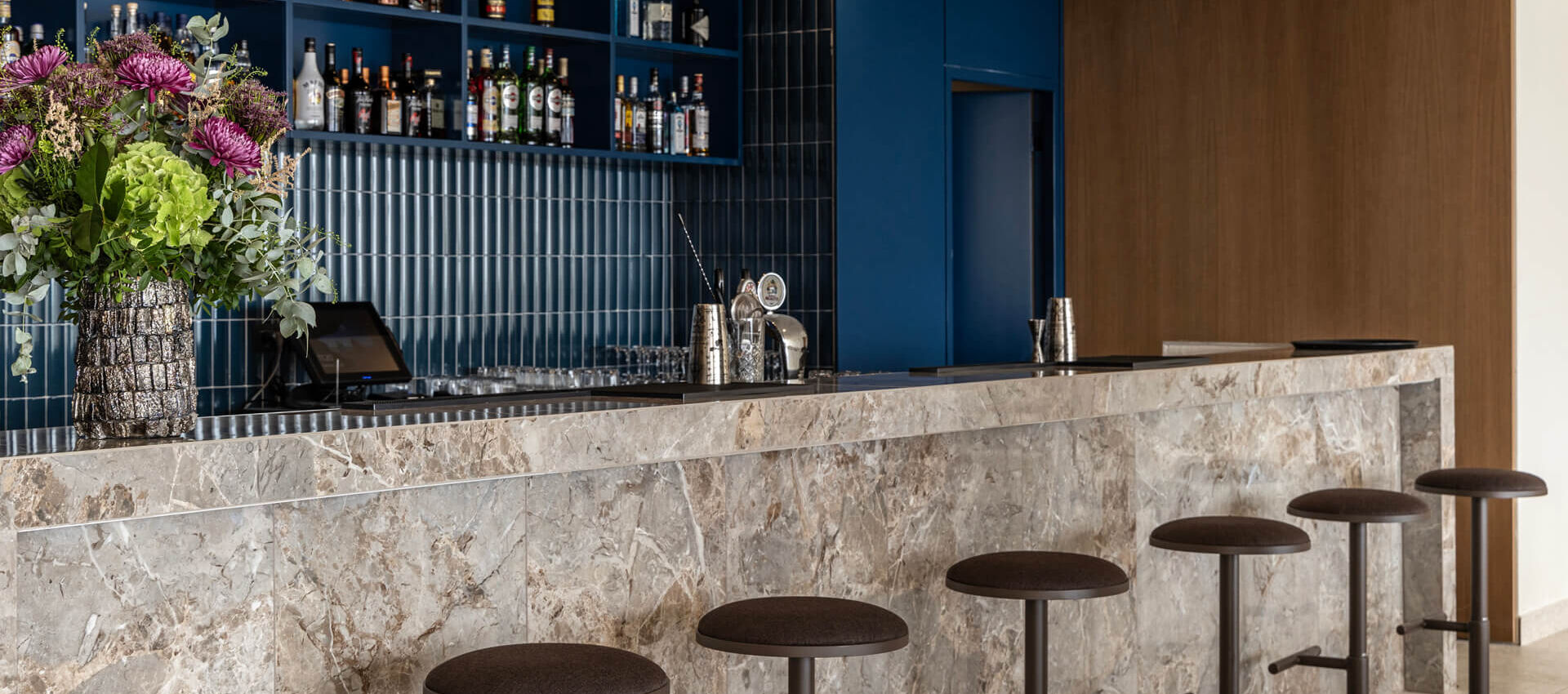 Lido bar prepared for service at Valmar Corfu