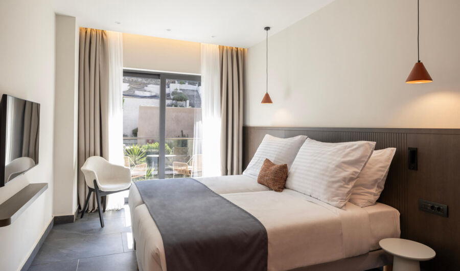 Valmar Double room bedroom