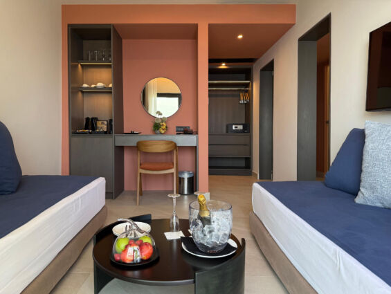 Valmar Family Suite sitting area