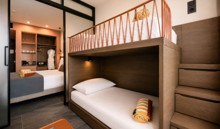 Valmar Family Room Bunk beds