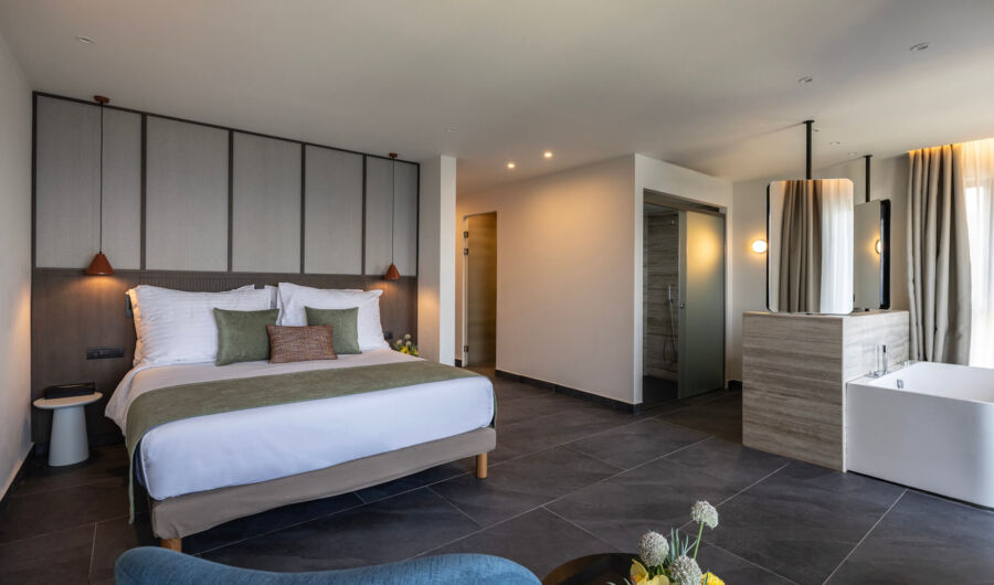 Valmar Junior Suite bedroom